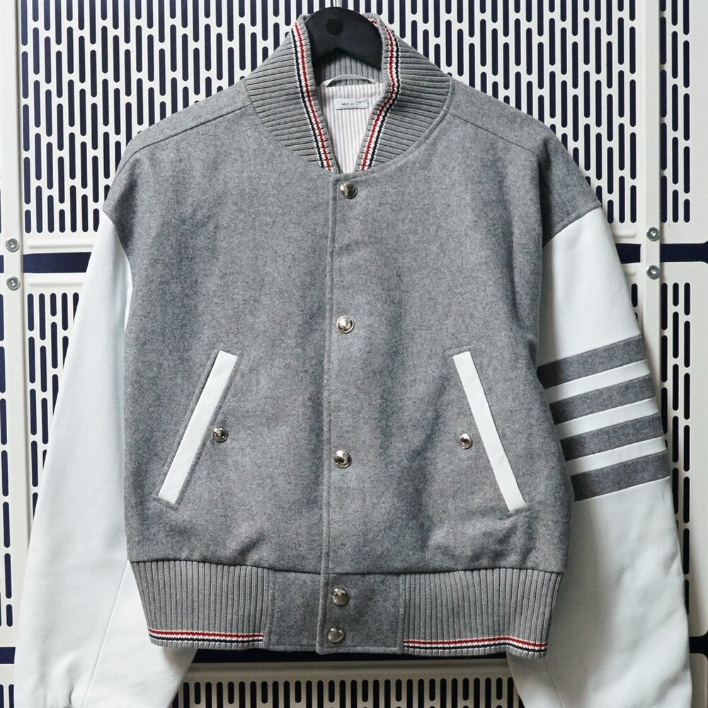 THOM BROWNE	4-BAR WOOL BOMBER JACKET